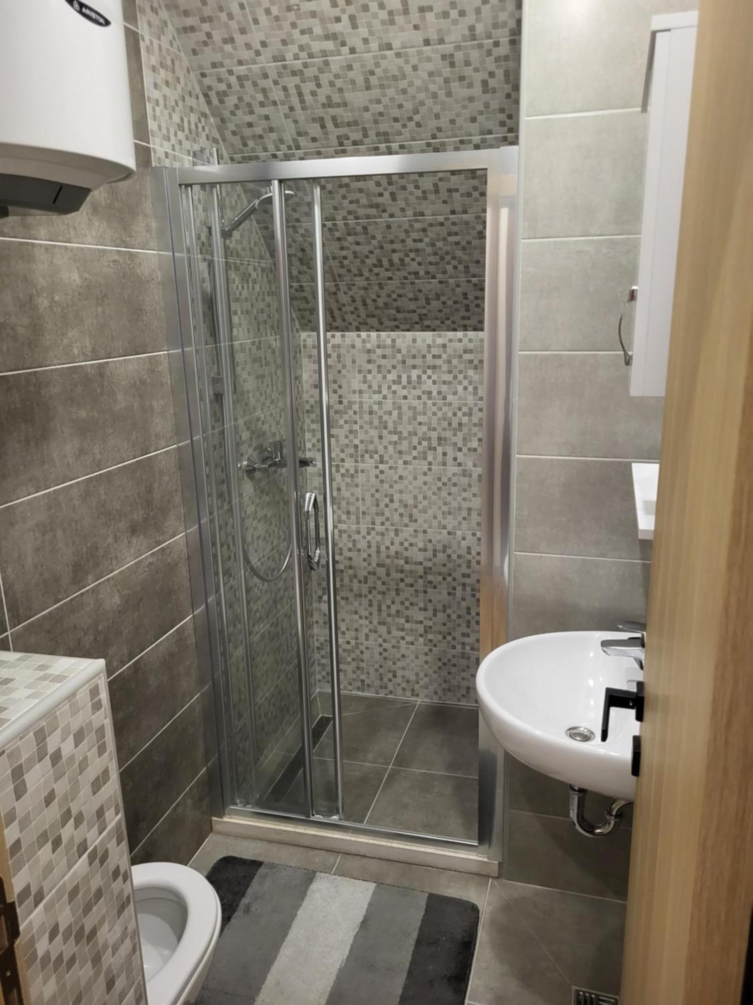 Lux Apartmani Bajova Cetinje Esterno foto